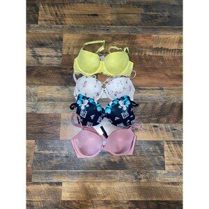 Lot of Victorias Secret  Bras